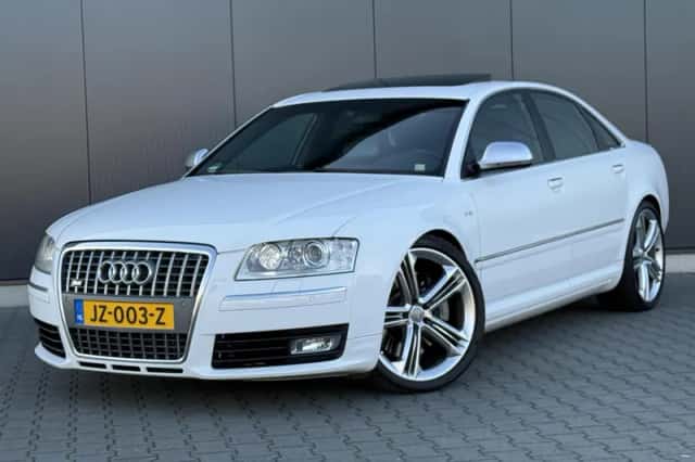 Audi S8 (2009) thumbnail 1
