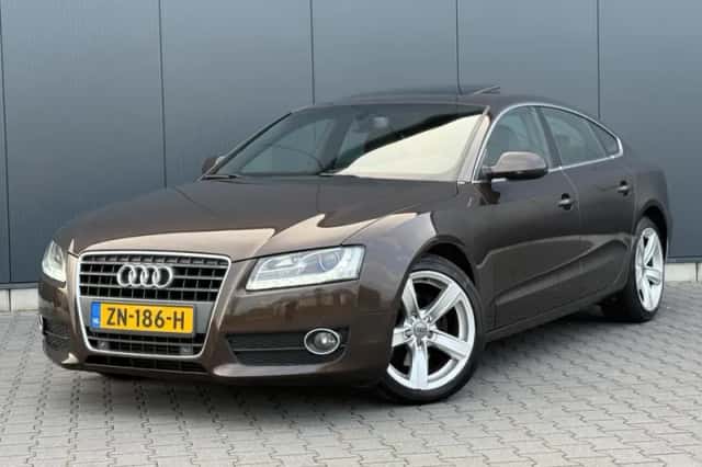 Audi A5 (2010) thumbnail 1