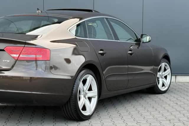 Audi A5 (2010) thumbnail 5