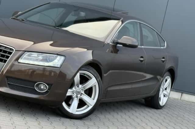 Audi A5 (2010) thumbnail 6