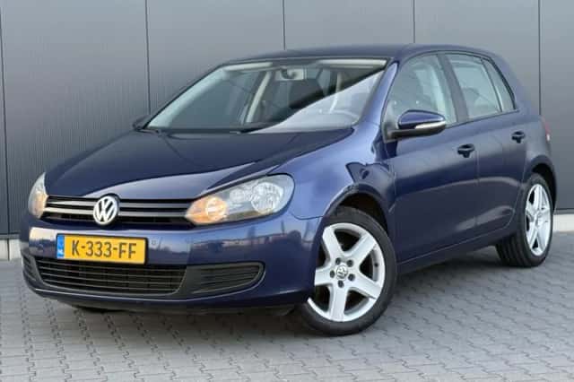 Volkswagen Golf (2010) thumbnail 1