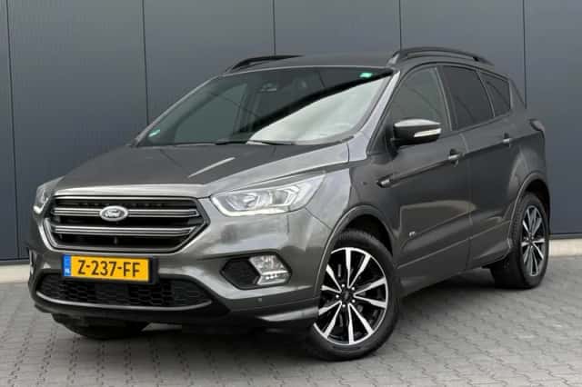 Ford Kuga (2018) thumbnail 1
