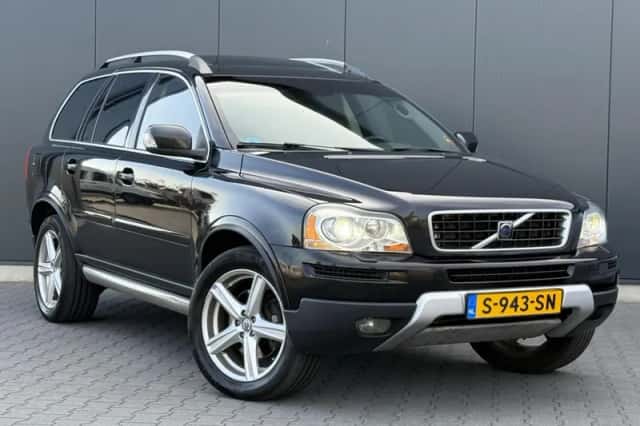 Volvo XC90 (2007) thumbnail 2