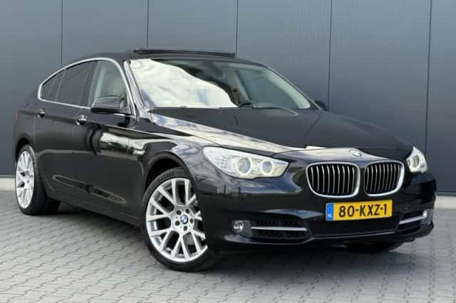 BMW 5-Serie (2010) thumbnail 2