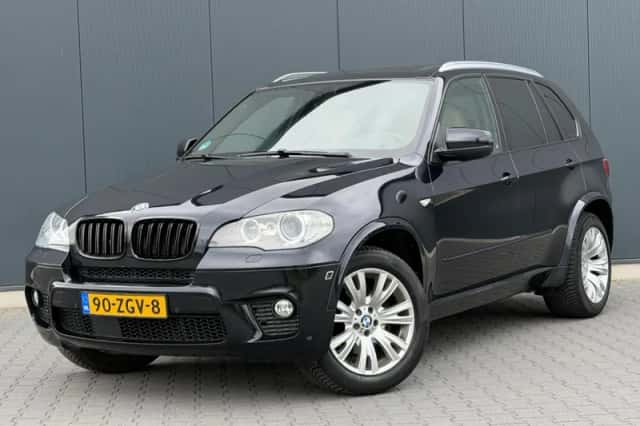 BMW X5 (2011) thumbnail 1