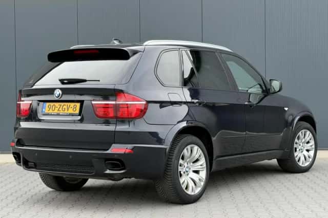 BMW X5 (2011) thumbnail 4