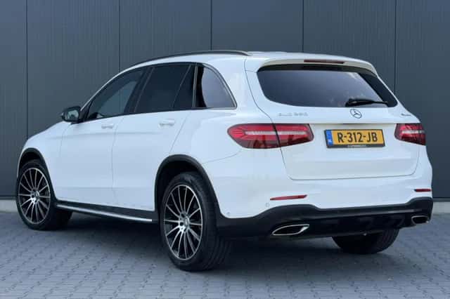 Mercedes-Benz GLC-Klasse (2018) thumbnail 3