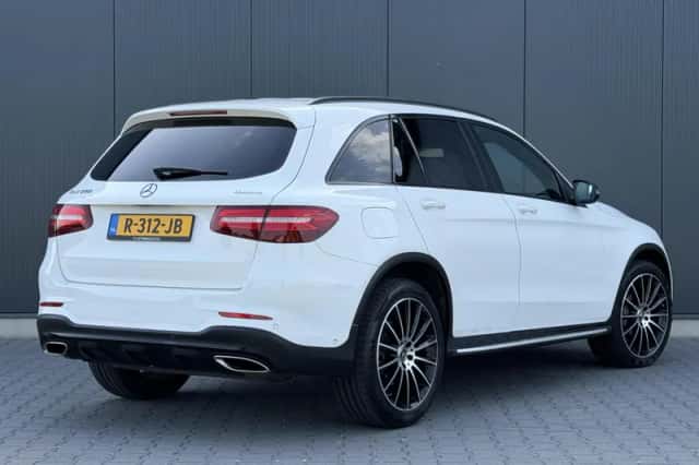 Mercedes-Benz GLC-Klasse (2018) thumbnail 4
