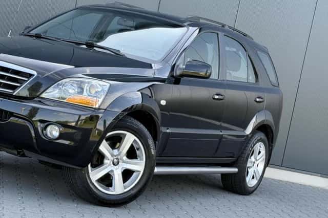 Kia Sorento (2007) thumbnail 6