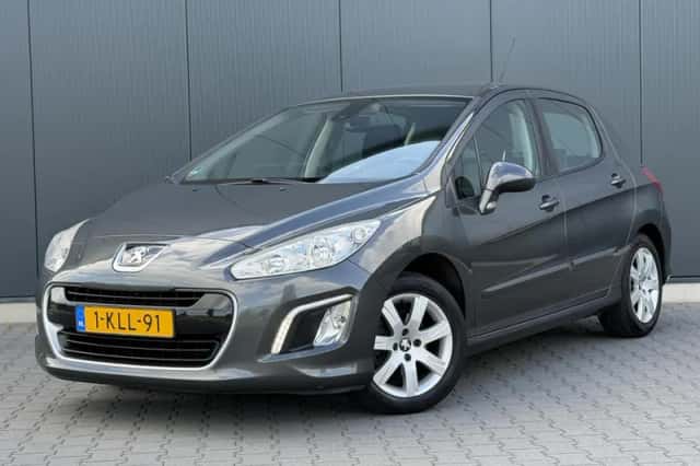 Peugeot 308 (2012) thumbnail 1
