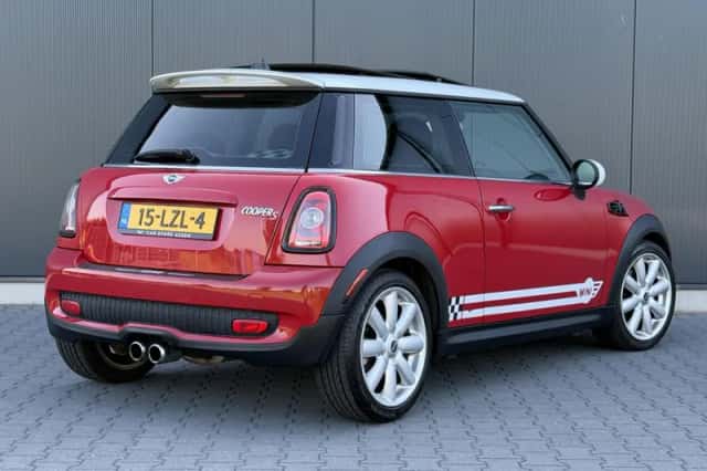 MINI Cooper S (2008) thumbnail 4
