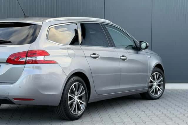Peugeot 308 (2016) thumbnail 5