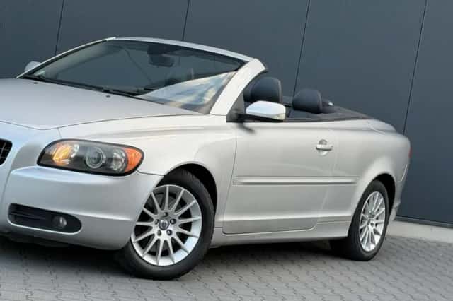 Volvo C70 (2006) thumbnail 6