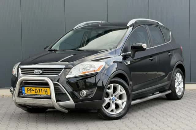 Ford Kuga (2010) thumbnail 1