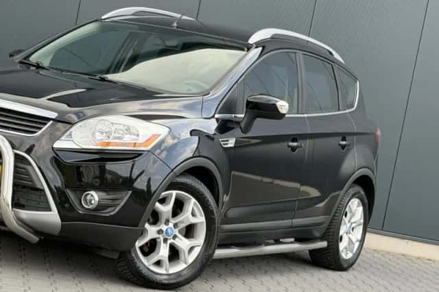 Ford Kuga (2010) thumbnail 6