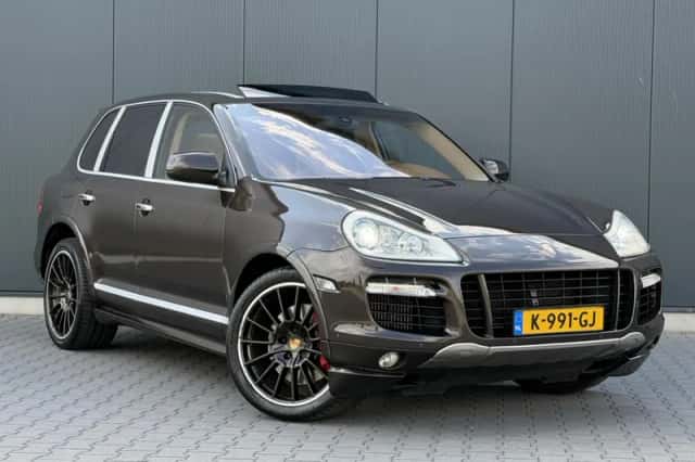 Porsche Cayenne (2008) thumbnail 2