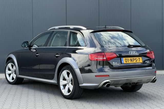 Audi A4 Allroad (2009) thumbnail 3