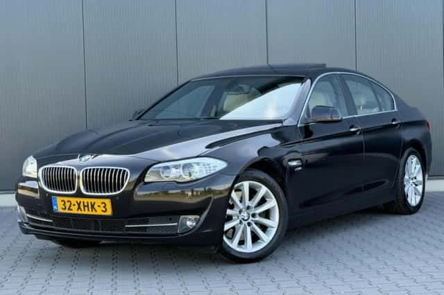 BMW 5-Serie (2012) thumbnail 1