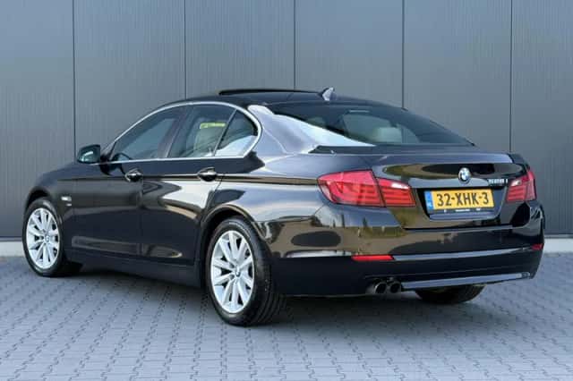 BMW 5-Serie (2012) thumbnail 3