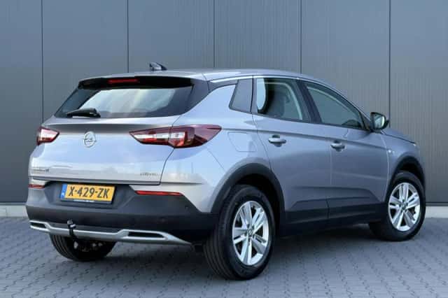 Opel Grandland X (2021) thumbnail 4