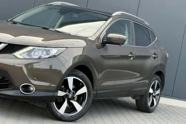 Nissan Qashqai (2016) thumbnail 6