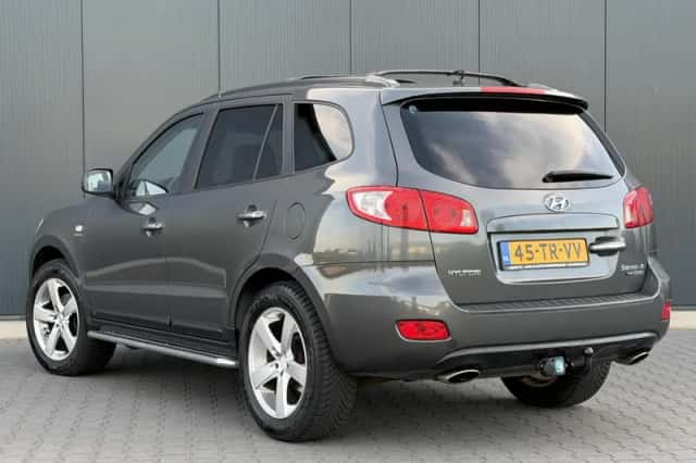 Hyundai Santa Fe (2007) thumbnail 3
