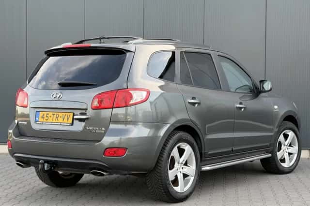 Hyundai Santa Fe (2007) thumbnail 4