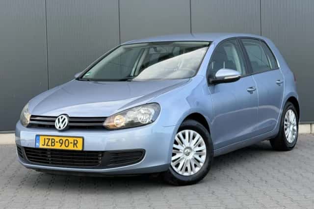 Volkswagen Golf (2009) thumbnail 1