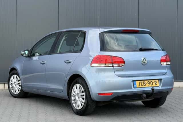 Volkswagen Golf (2009) thumbnail 3