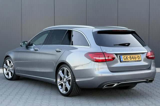 Mercedes-Benz C-Klasse (2015) thumbnail 3