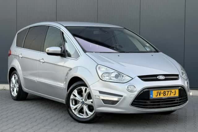 Ford S-Max (2012) thumbnail 2