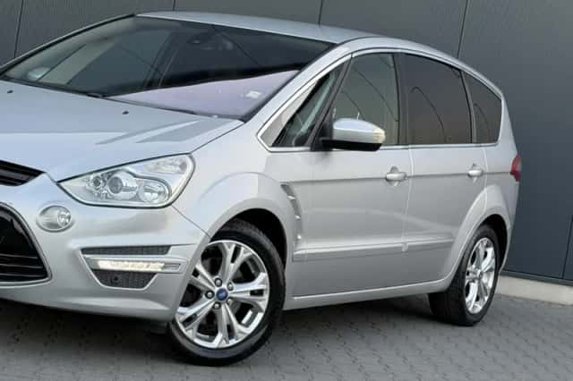 Ford S-Max (2012) thumbnail 6