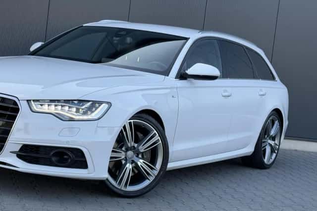 Audi A6 (2012) thumbnail 6