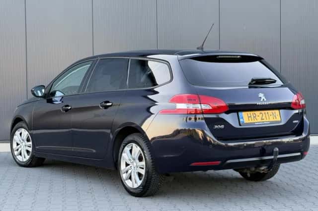 Peugeot 308 (2015) thumbnail 3