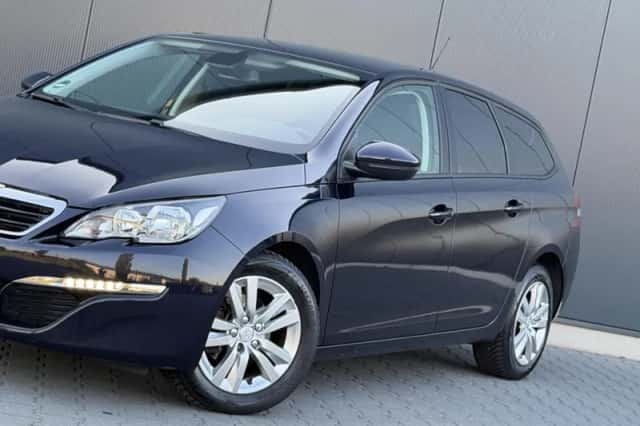 Peugeot 308 (2015) thumbnail 6