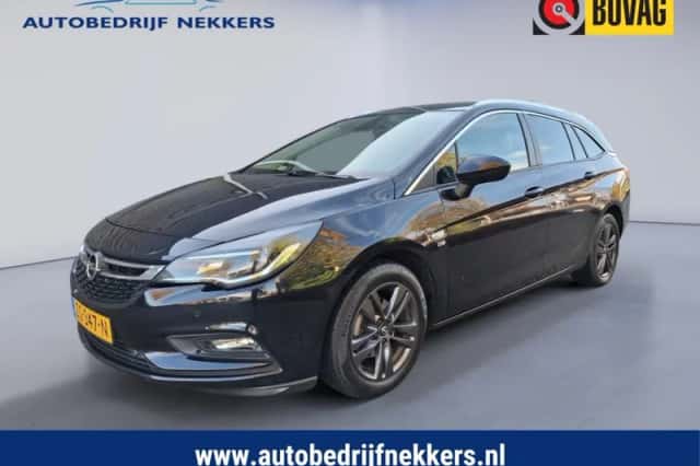 Opel Astra (2019) thumbnail 1