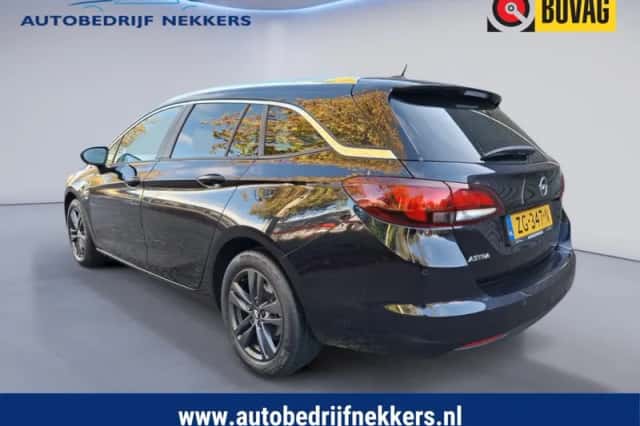 Opel Astra (2019) thumbnail 4