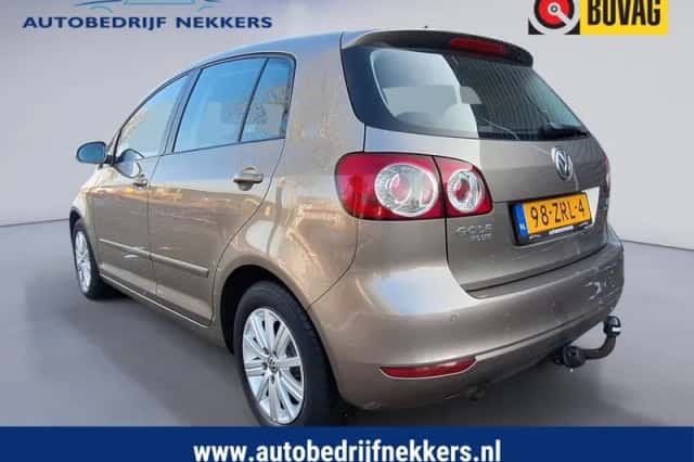 Volkswagen Golf (2013) thumbnail 4