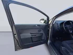 Volkswagen Golf (2013) thumbnail 6