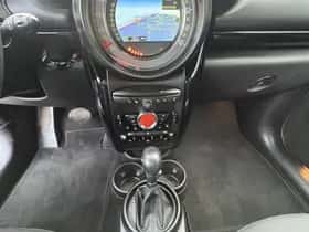 MINI Countryman (2016) thumbnail 15