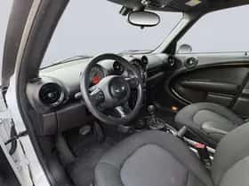 MINI Countryman (2016) thumbnail 10