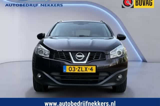 Nissan Qashqai (2013) thumbnail 3