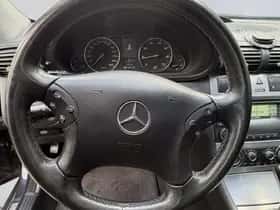 Mercedes-Benz C-Klasse (2008) thumbnail 11