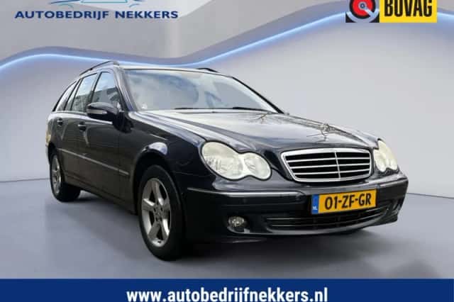 Mercedes-Benz C-Klasse (2008) thumbnail 3