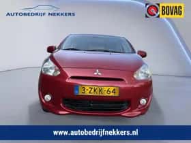 Mitsubishi Space Star (2015) thumbnail 3
