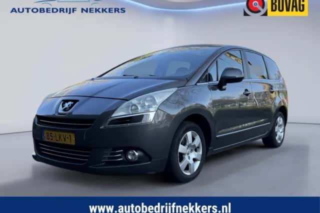 Peugeot 5008 (2010) thumbnail 1