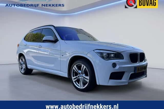 BMW X1 (2015) thumbnail 3
