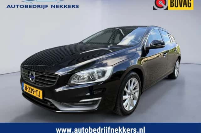 Volvo V60 (2014) thumbnail 1