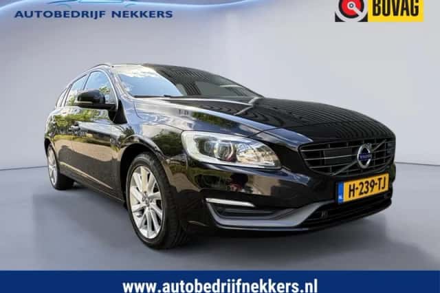 Volvo V60 (2014) thumbnail 3