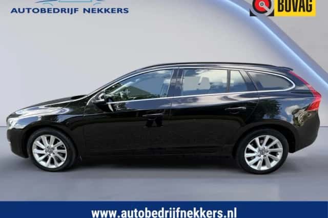 Volvo V60 (2014) thumbnail 4